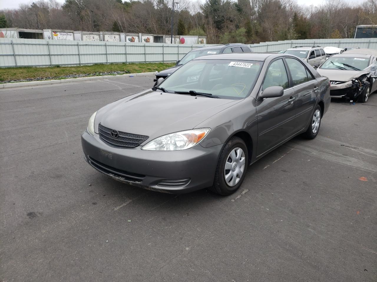 Photo 2 from auction – 2002 TOYOTA CAMRY LE with VIN 4T1BE32K52U549789