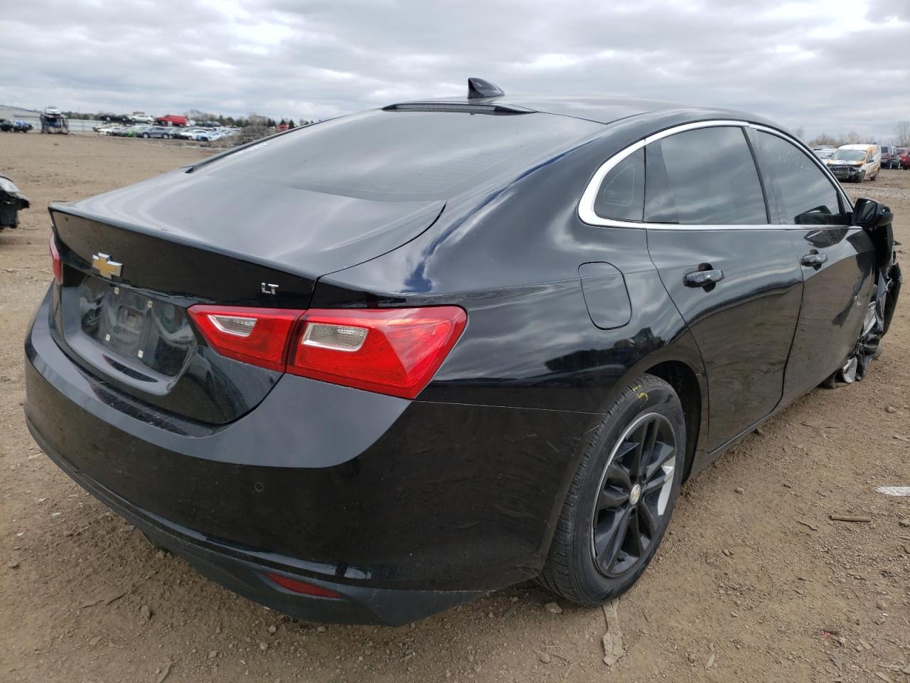 Photo 4 from auction – 2016 CHEVROLET MALIBU LT with VIN 1G1ZE5ST4GF334139