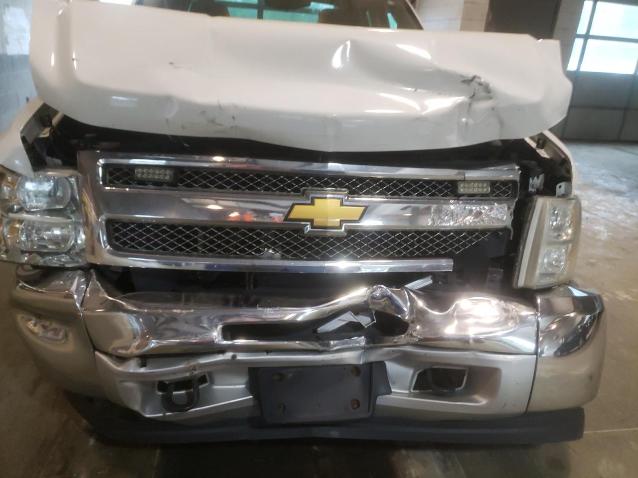 Photo 9 from auction – 2013 CHEVROLET SILVERADO with VIN 1GCRKSE08DZ177273