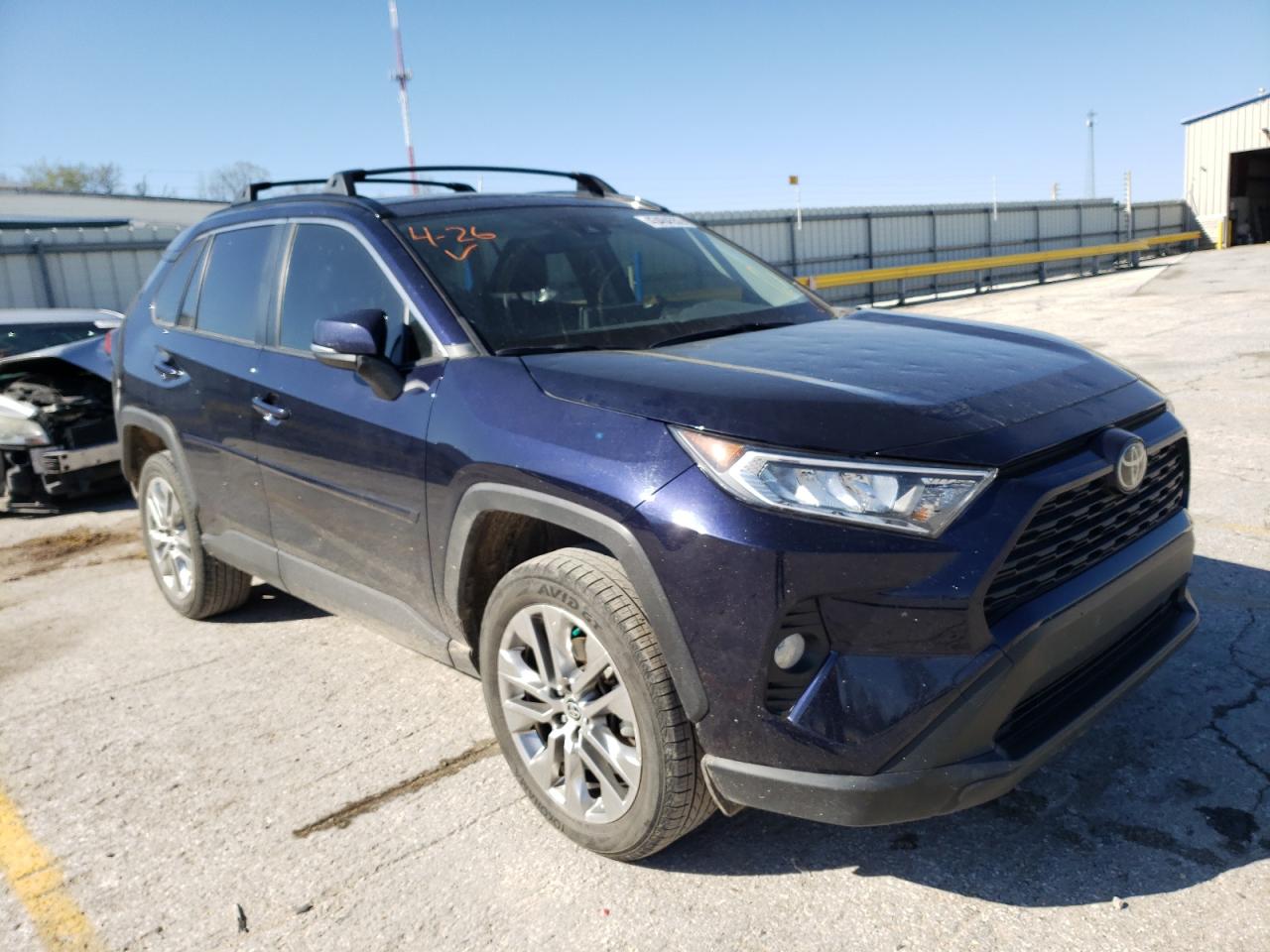Photo 1 from auction – 2020 TOYOTA RAV4 XLE P with VIN JTMC1RFV5LD053453