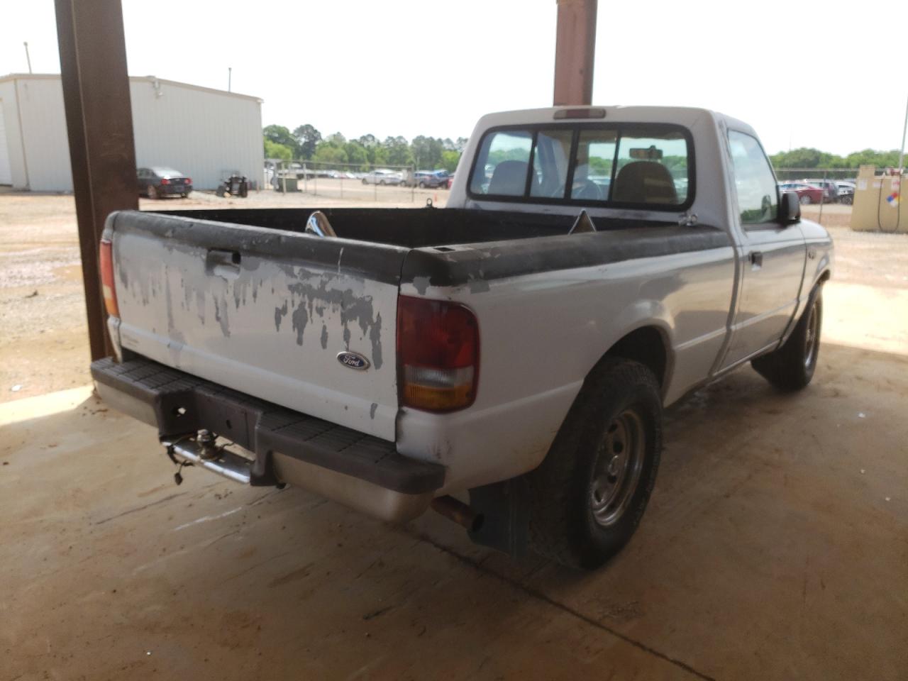 Photo 4 from auction – 1997 FORD RANGER with VIN 1FTCR10A6VUD39668