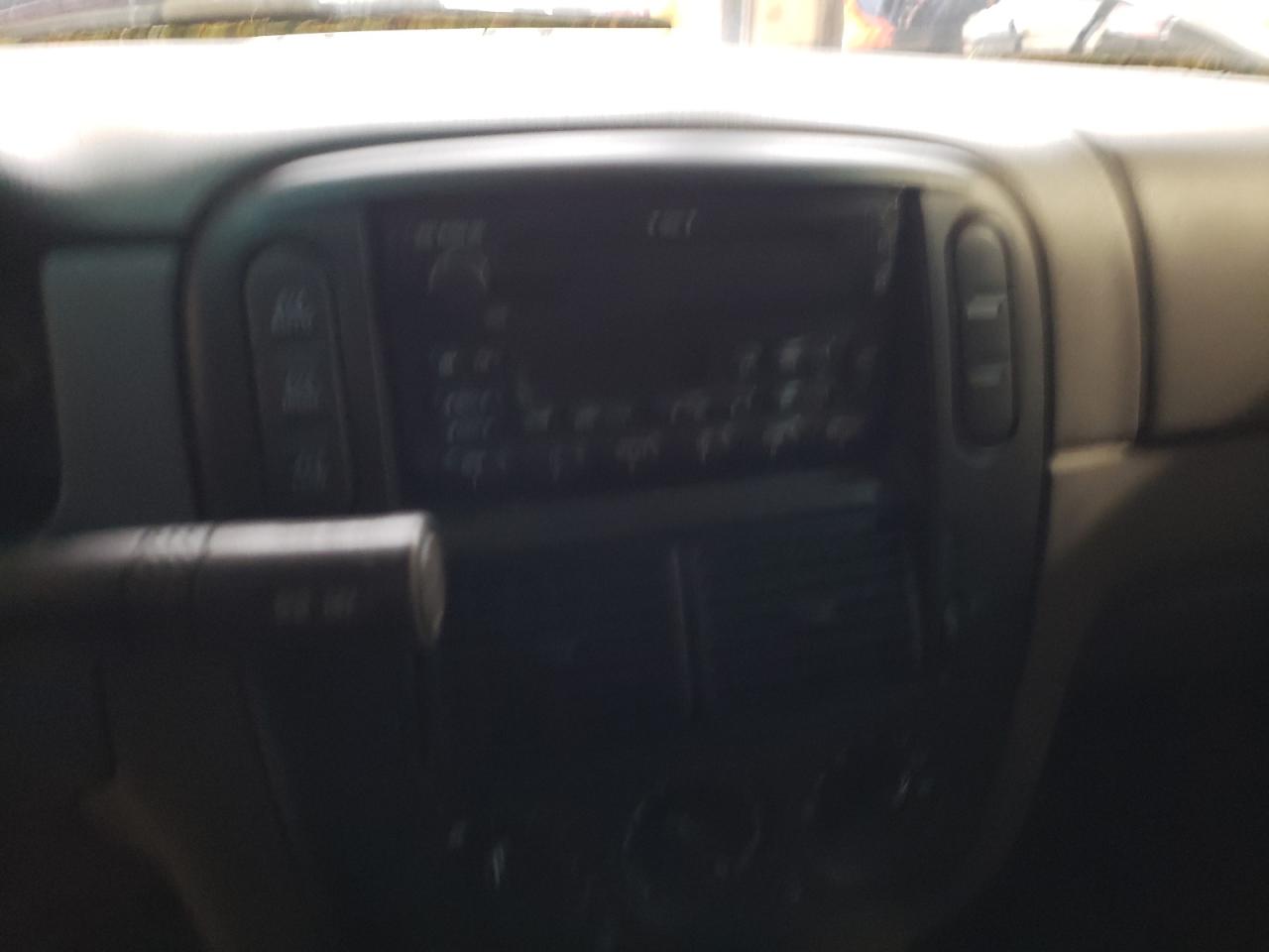 Photo 9 from auction – 2002 FORD EXPLORER X with VIN 1FMZU73E62UA11670