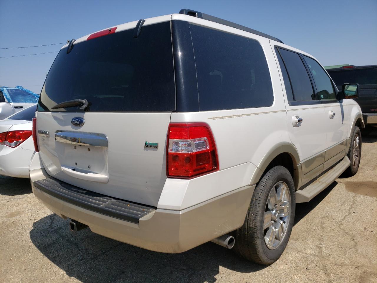 Photo 4 from auction – 2010 FORD EXPEDITION with VIN 1FMJU1J57AEA76470