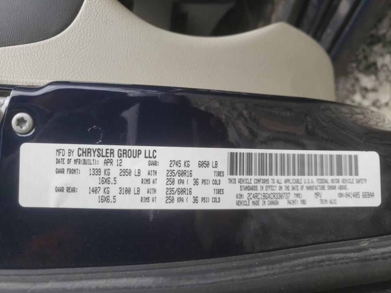 Photo 10 from auction – 2012 CHRYSLER TOWN & COU with VIN 2C4RC1BGXCR330737