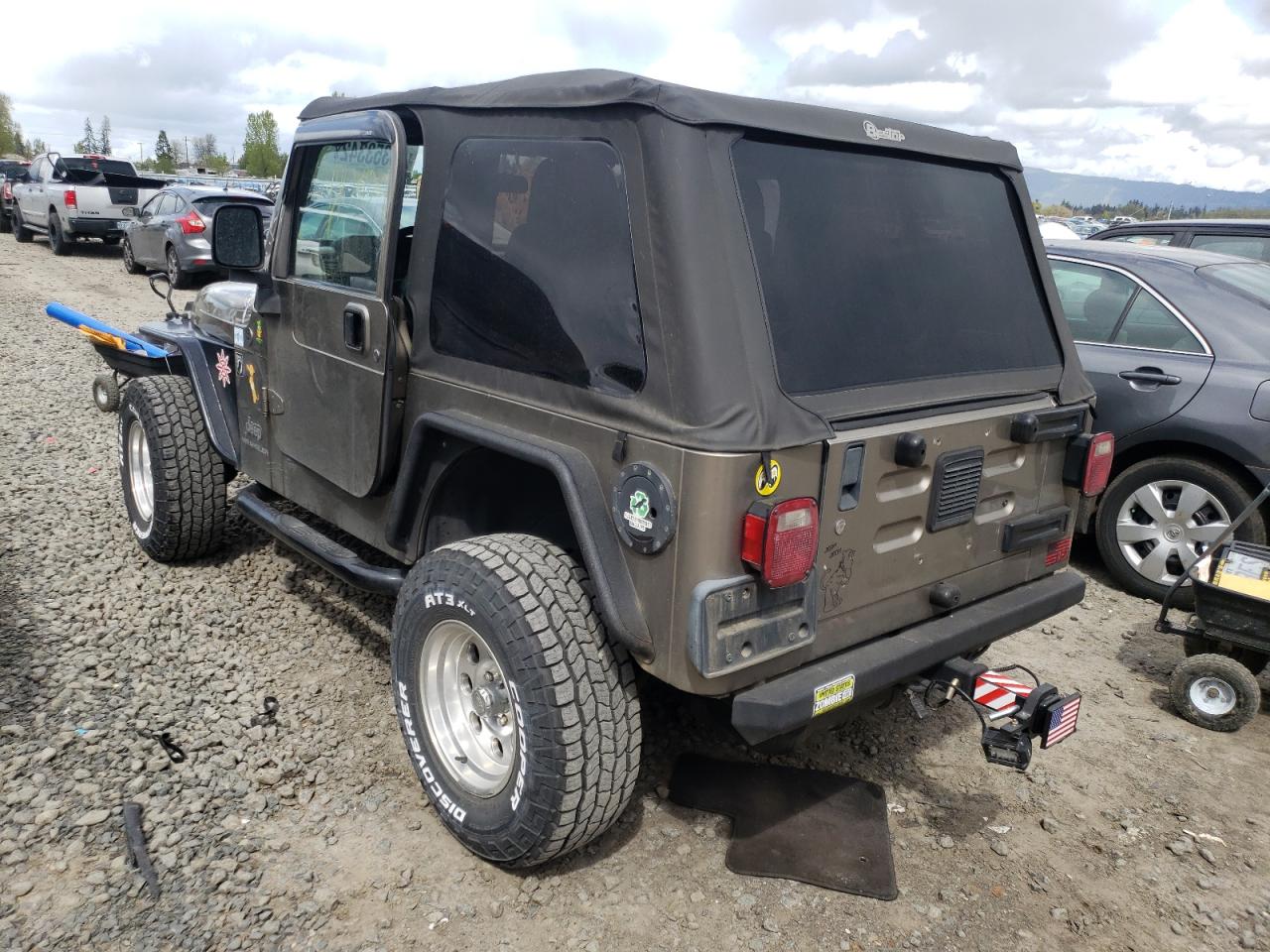 Photo 3 from auction – 2004 JEEP WRANGLER X with VIN 1J4FA39S04P762698
