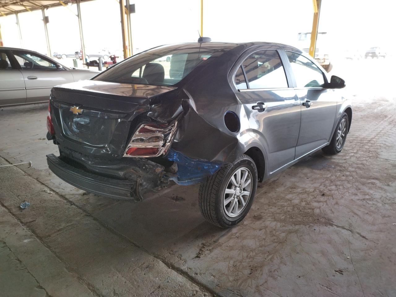 Photo 4 from auction – 2017 CHEVROLET SONIC LT with VIN 1G1JD5SH1H4148728