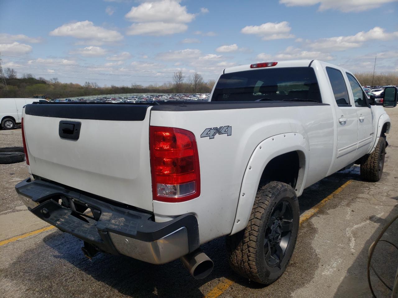 Photo 4 from auction – 2011 GMC SIERRA K25 with VIN 1GT121C84BF117442