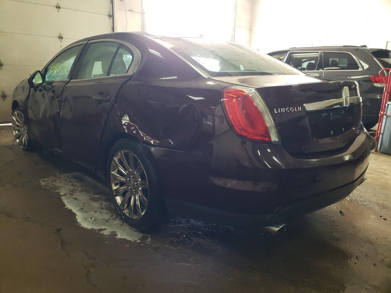 Photo 3 from auction – 2011 LINCOLN MKS with VIN 1LNHL9ER2BG607223