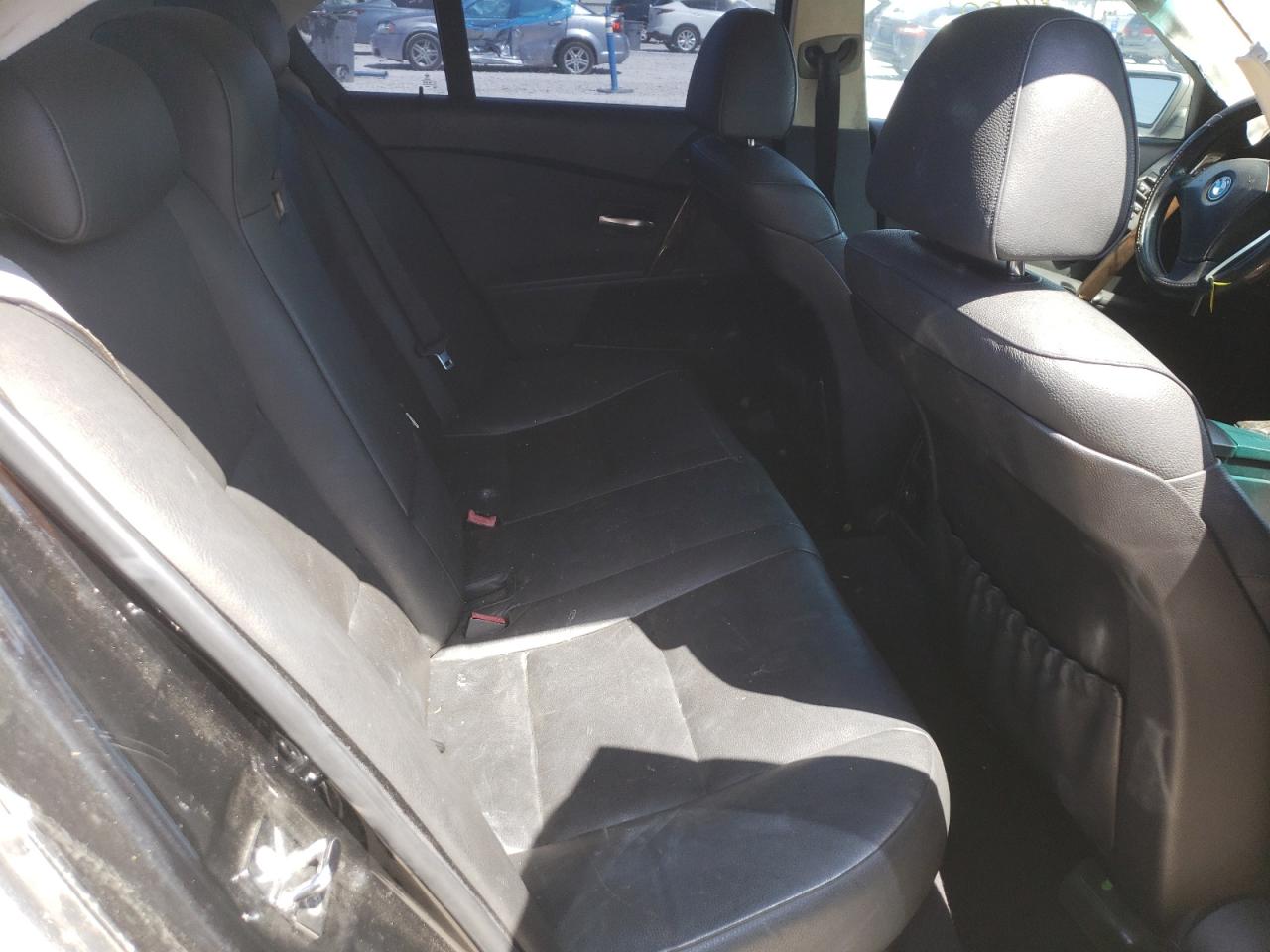 Photo 6 from auction – 2004 BMW 525 I with VIN WBANA535X4B175077