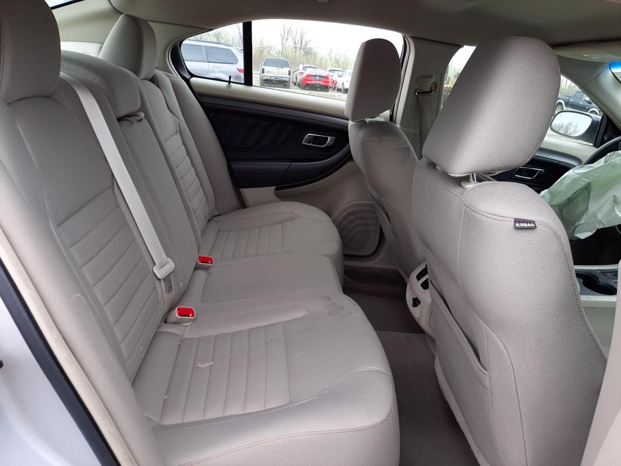 Photo 6 from auction – 2010 FORD TAURUS SE with VIN 1FAHP2DW7AG138187