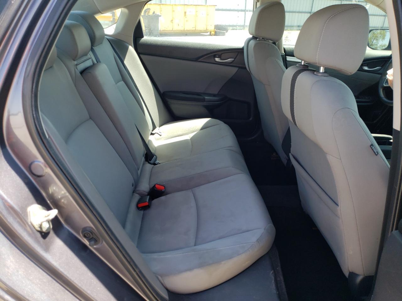 Zdjęcie 6 z aukcji – 2016 HONDA CIVIC EX z VIN 19XFC2F74GE064867