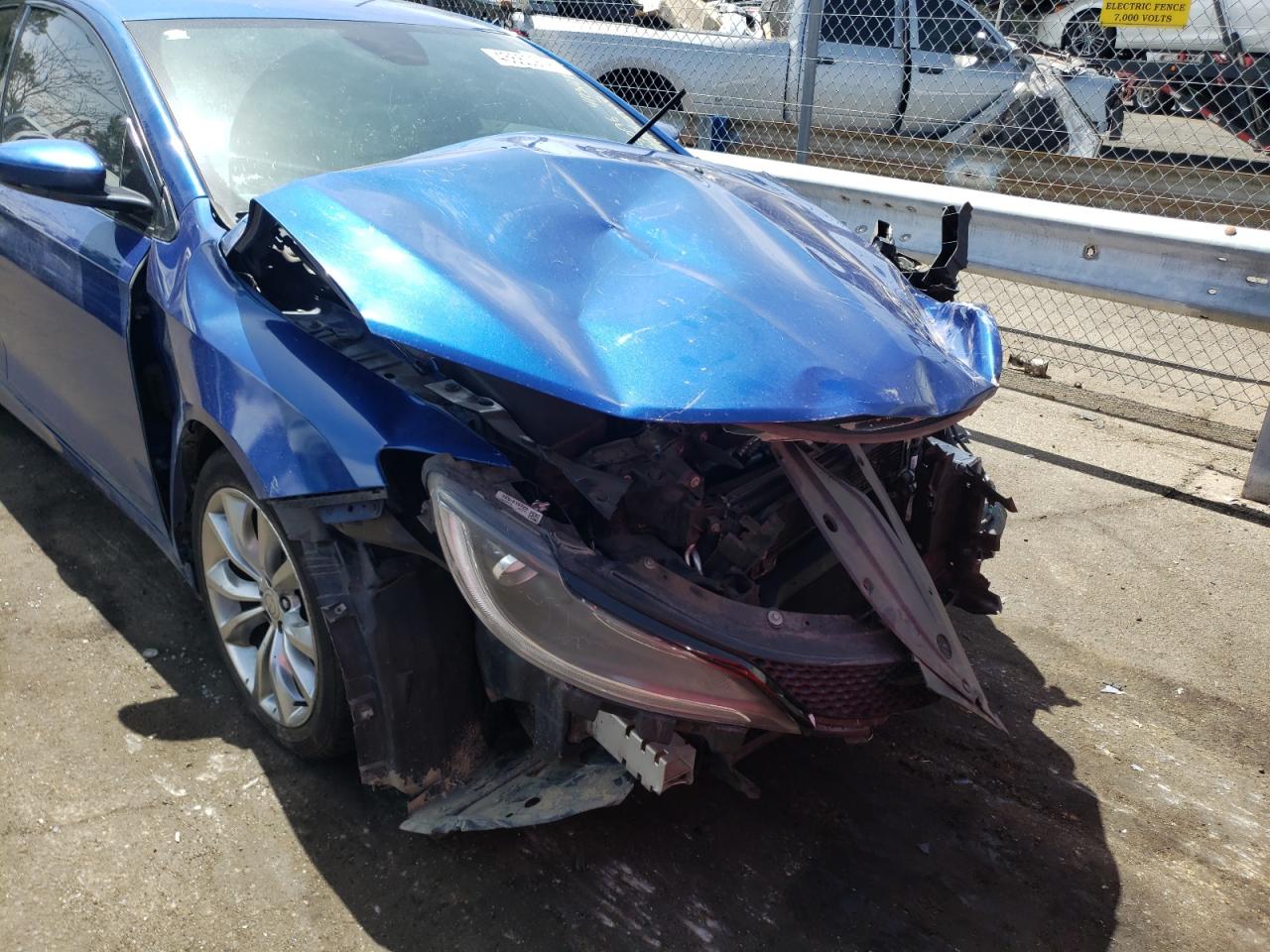 Photo 9 from auction – 2015 CHRYSLER 200 S with VIN 1C3CCCDGXFN736473