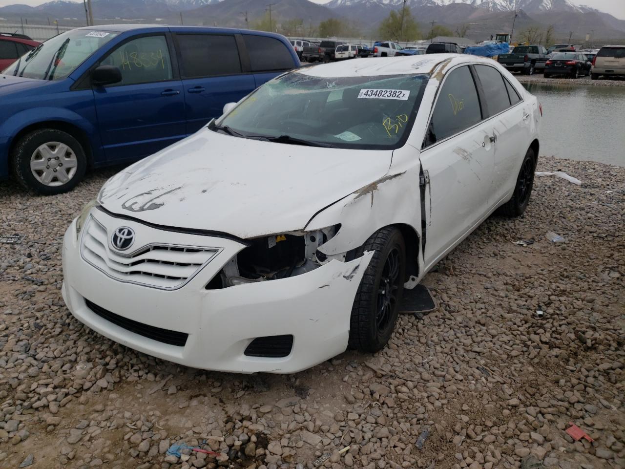 Photo 2 from auction – 2010 TOYOTA CAMRY BASE with VIN 4T1BF3EK9AU577019