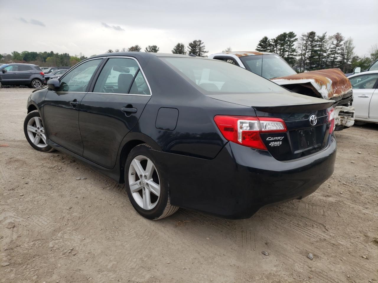 Photo 3 from auction – 2012 TOYOTA CAMRY BASE with VIN 4T1BF1FK2CU035315