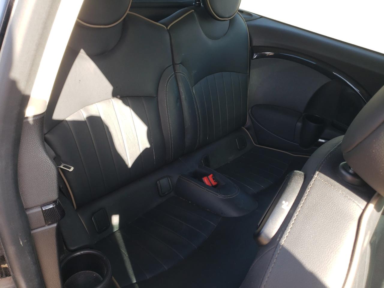 Photo 6 from auction – 2013 MINI COOPER CLU with VIN WMWZF3C57DT490937