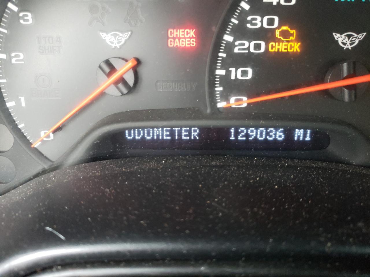 Photo 8 from auction – 1999 CHEVROLET CORVETTE with VIN 1G1YY22G2X5126867