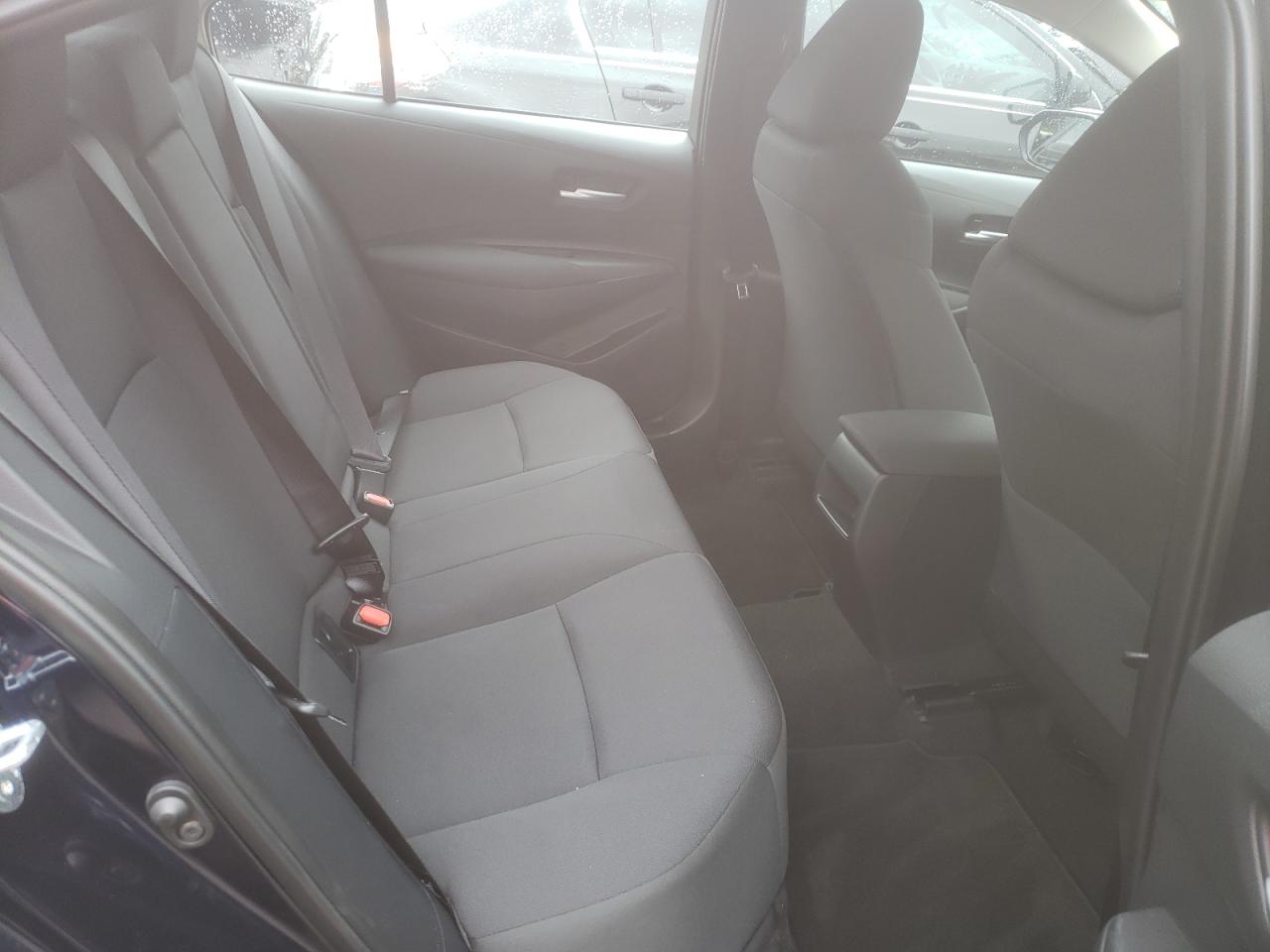 Photo 6 from auction – 2021 TOYOTA COROLLA LE with VIN 5YFEPMAE7MP267277
