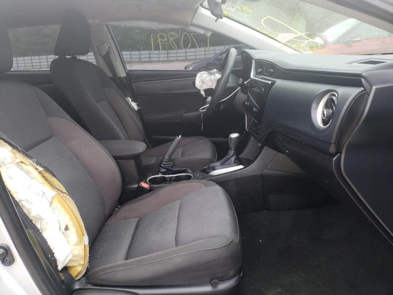 Photo 5 from auction – 2017 TOYOTA COROLLA L with VIN 5YFBURHE9HP690222