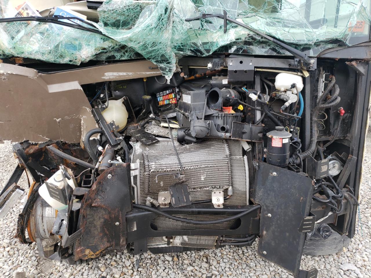 Photo 7 from auction – 2015 FORD F53 with VIN 1F65F5DY0F0A06992