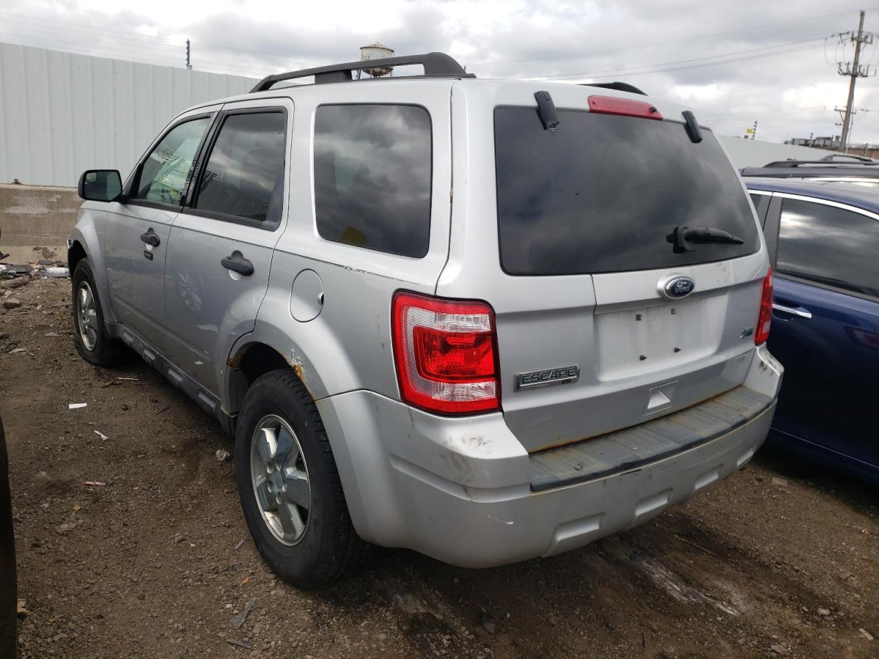 Photo 3 from auction – 2010 FORD ESCAPE XLT with VIN 1FMCU0DG8AKB01958