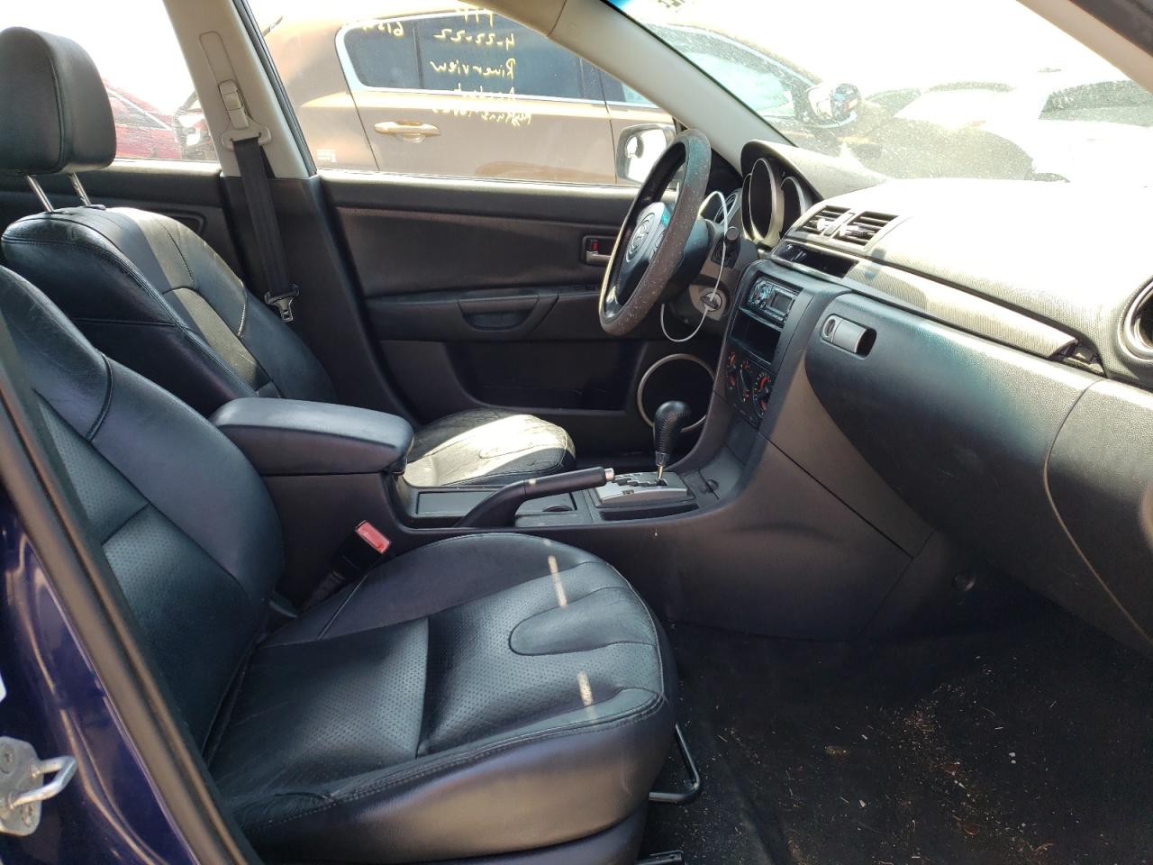 Photo 5 from auction – 2004 MAZDA 3 S with VIN JM1BK323X41119900