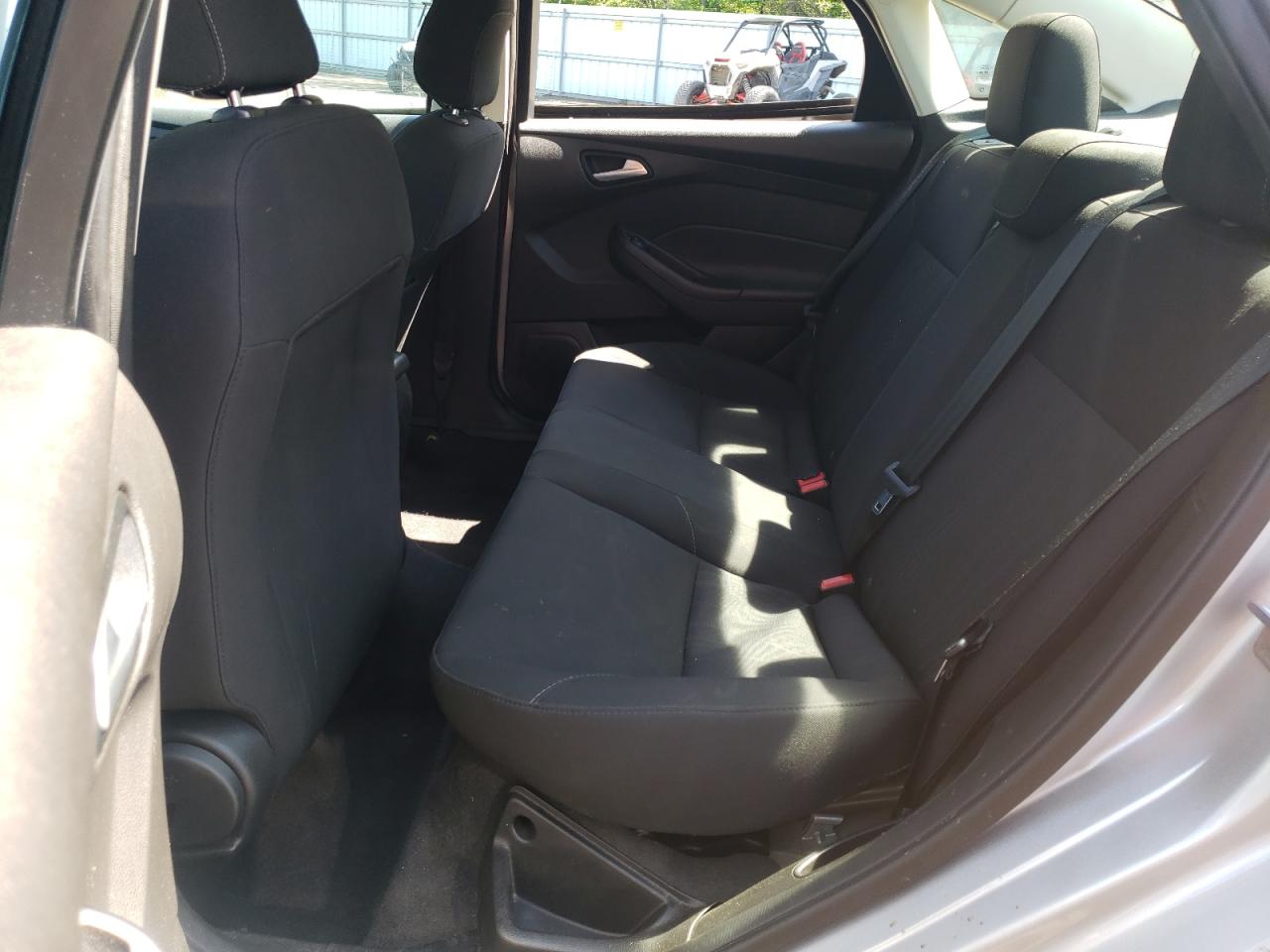 Photo 6 from auction – 2018 FORD FOCUS SE with VIN 1FADP3F20JL288602
