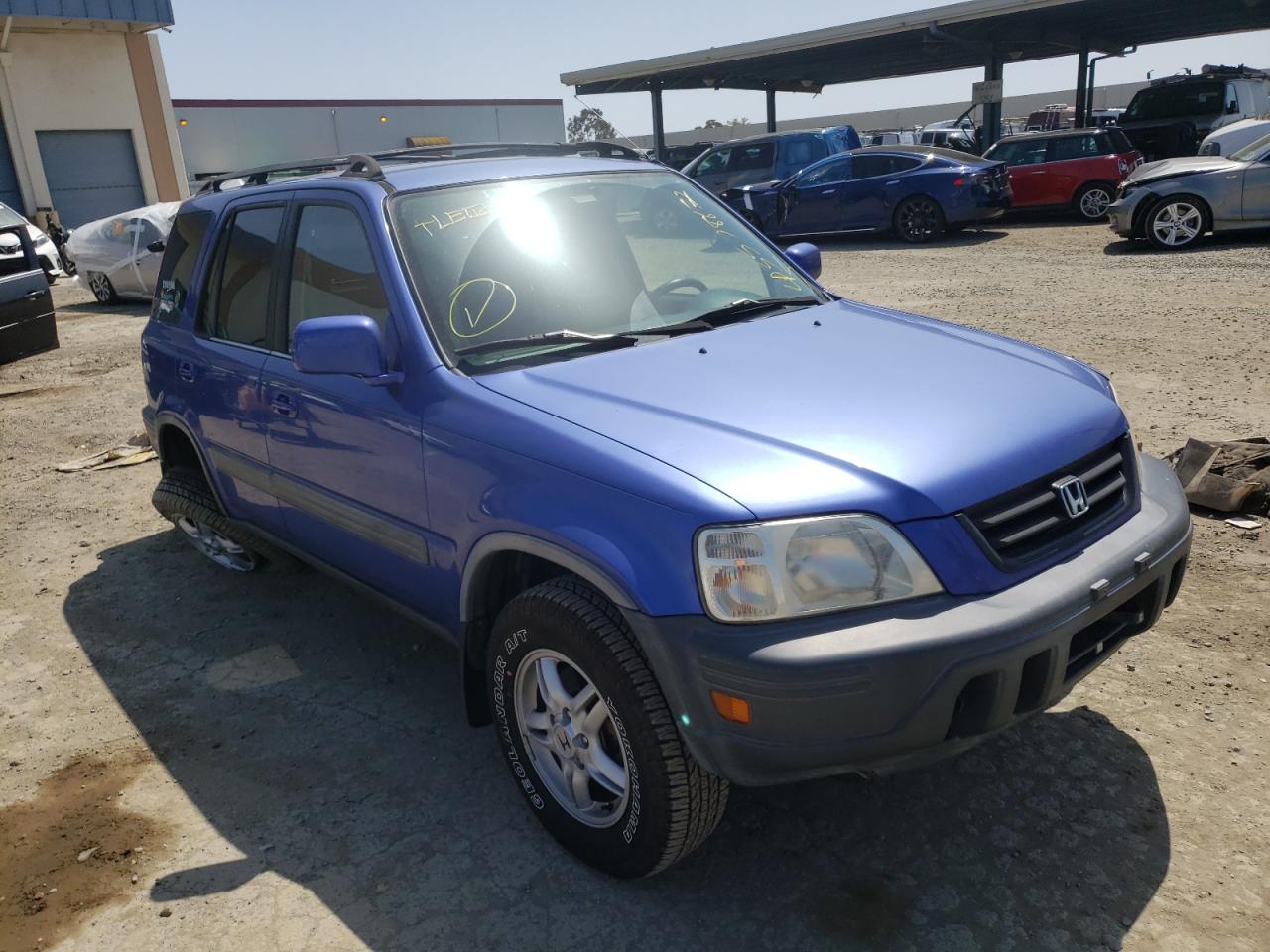 HONDA CR-V EX 2000 with VIN JHLRD1765YC033214 - Photo from auction