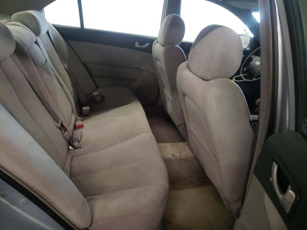 Photo 6 from auction – 2007 HYUNDAI SONATA SE with VIN 5NPEU46F67H166260