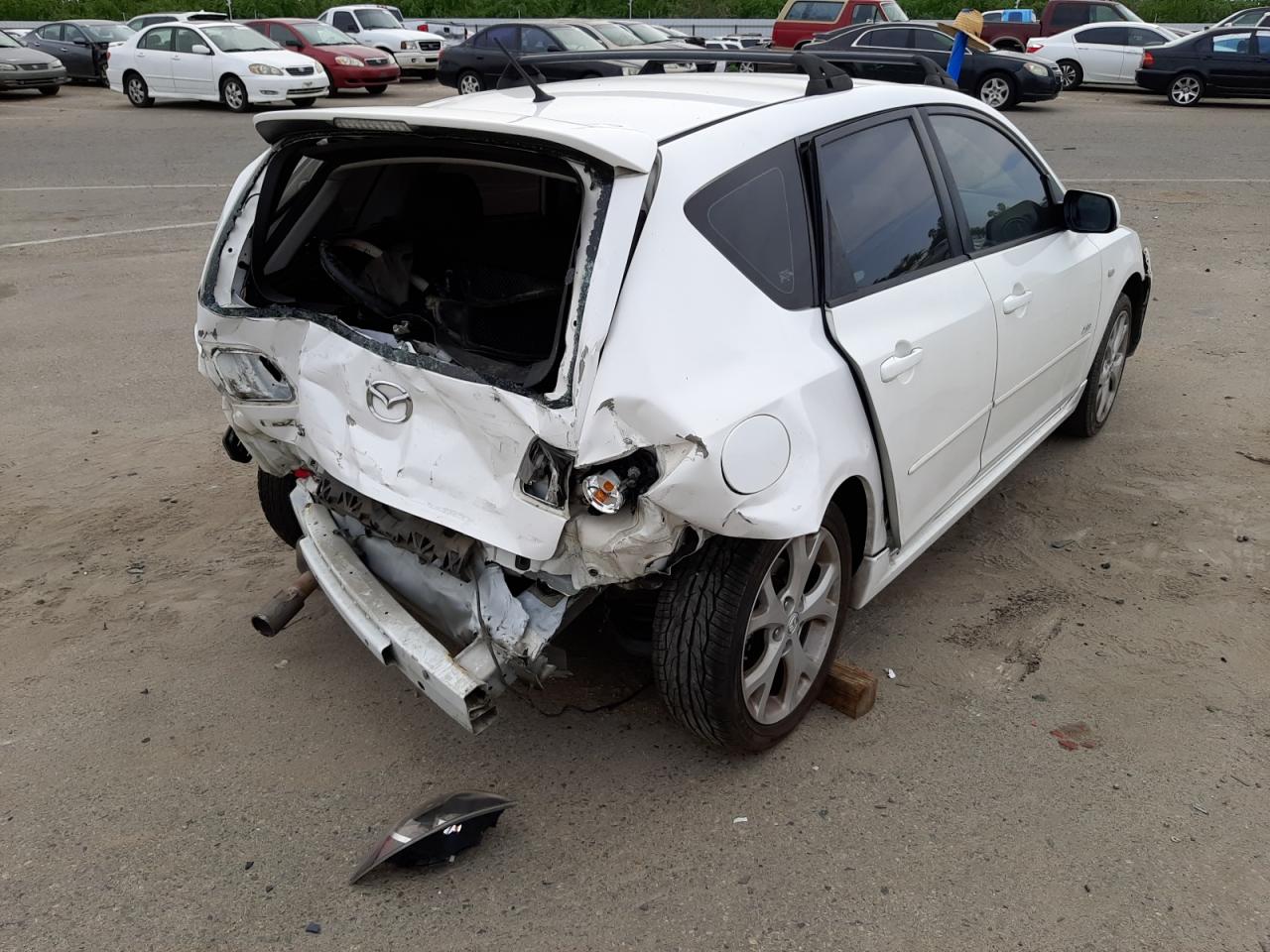 Photo 4 from auction – 2008 MAZDA 3 HATCHBAC with VIN JM1BK344281857184