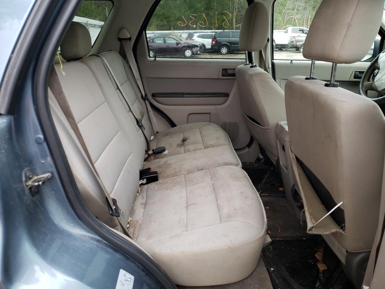 Photo 6 from auction – 2011 FORD ESCAPE XLT with VIN 1FMCU9DG6BKB17324