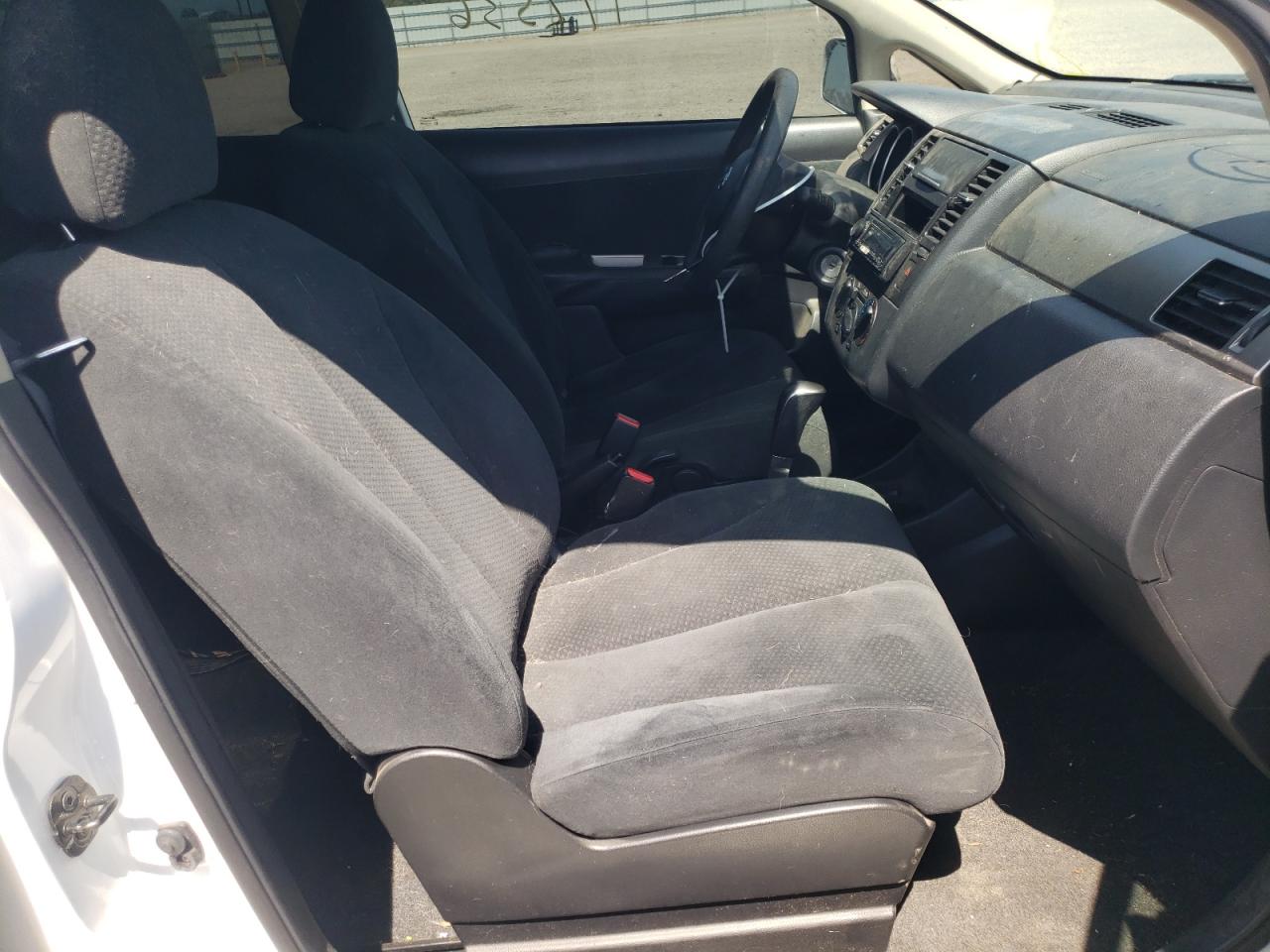 Photo 5 from auction – 2011 NISSAN VERSA S with VIN 3N1BC1CP2BL469078