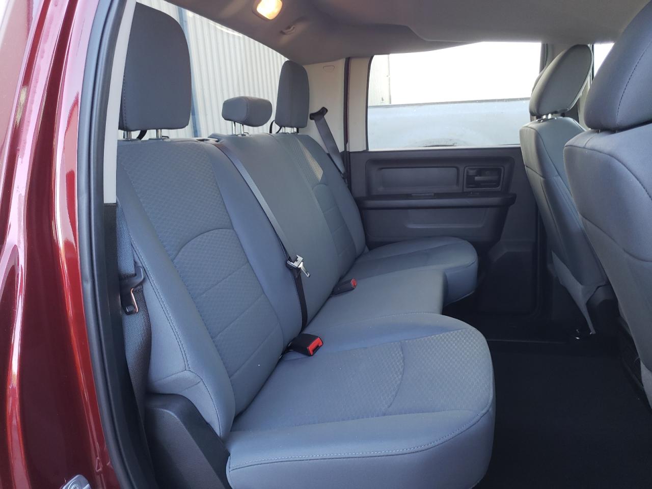 Photo 6 from auction – 2018 RAM 1500 ST with VIN 3C6RR6KG5JG238232