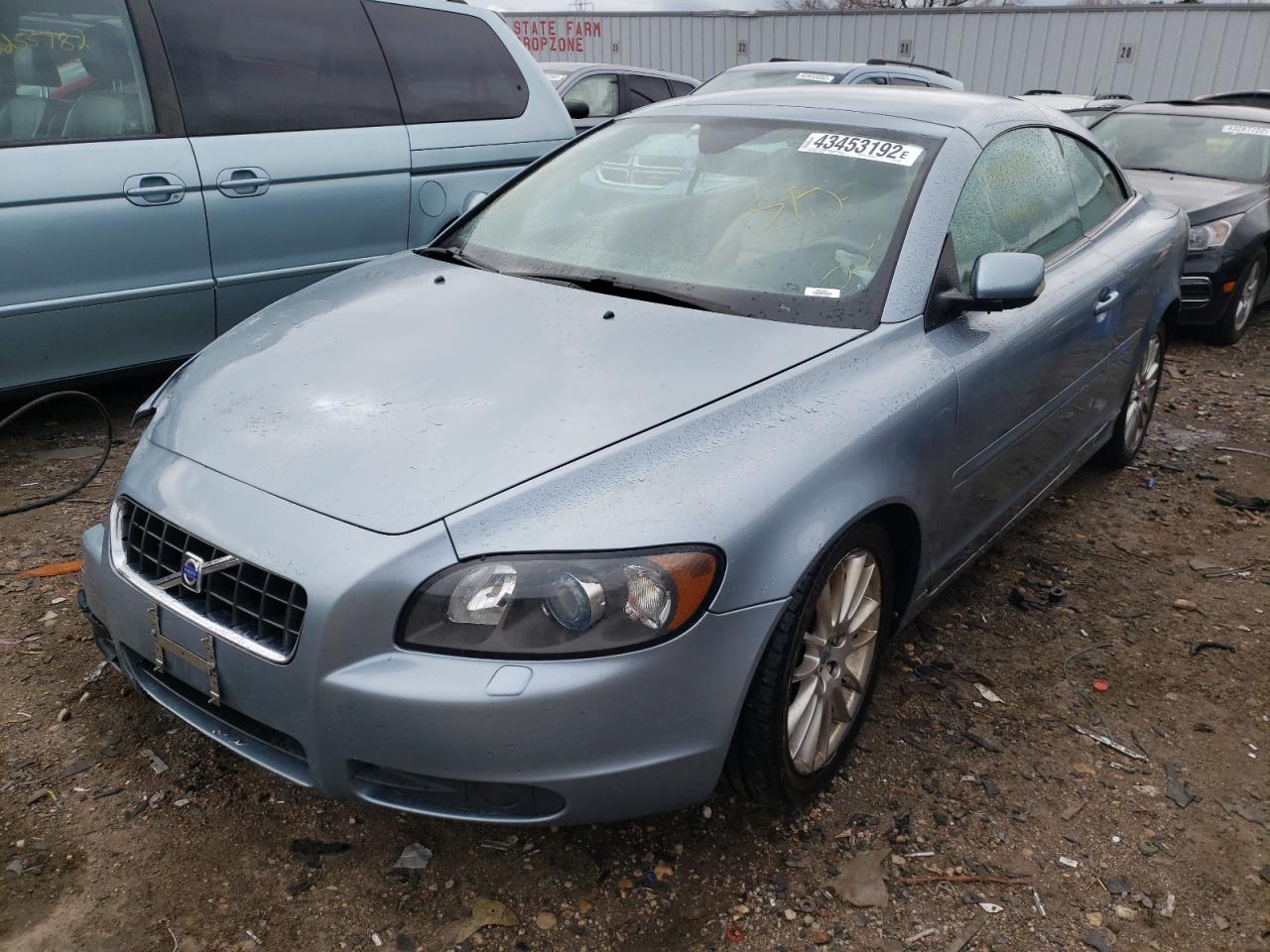 Photo 2 from auction – 2007 VOLVO C70 T5 with VIN YV1MC68297J017508