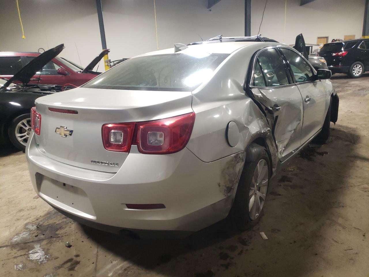 Photo 17 from auction – 2016 CHEVROLET MALIBU LIM with VIN 1G11E5SA1GF130488