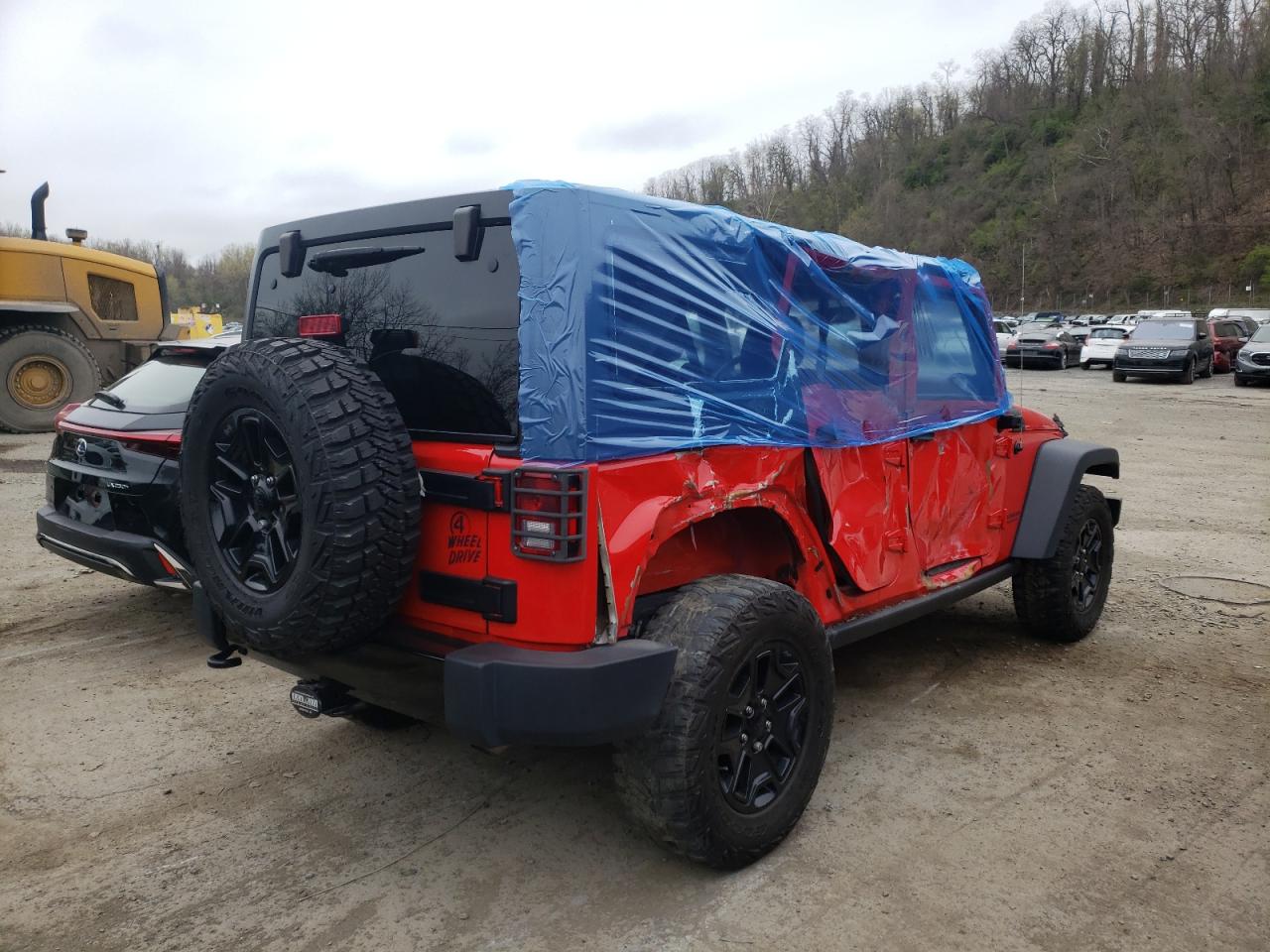 Photo 4 from auction – 2017 JEEP WRANGLER U with VIN 1C4BJWDG4HL645387