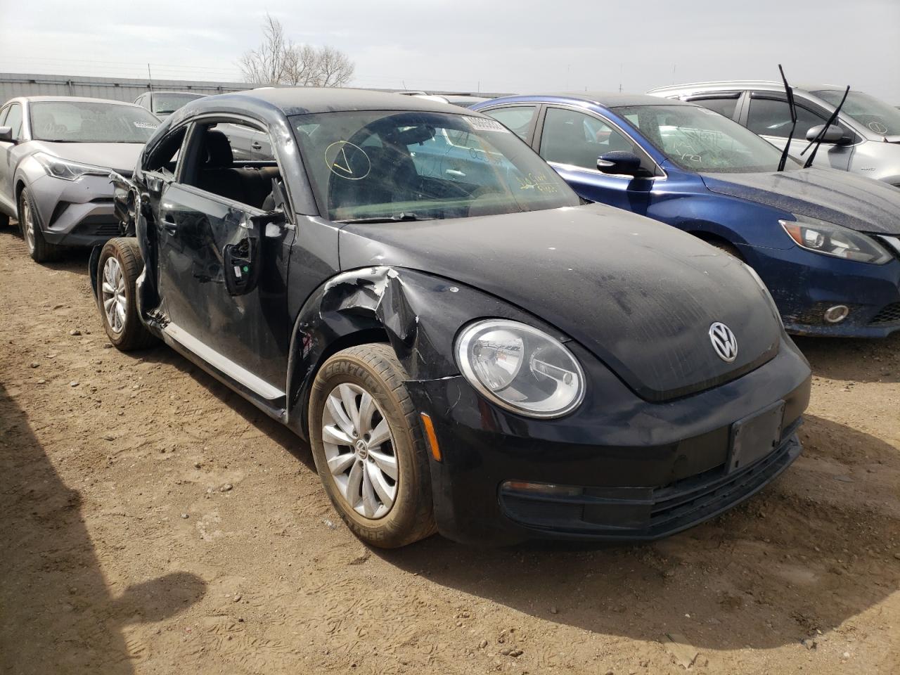 Photo 1 from auction – 2014 VOLKSWAGEN BEETLE with VIN 3VWF17AT6EM641700