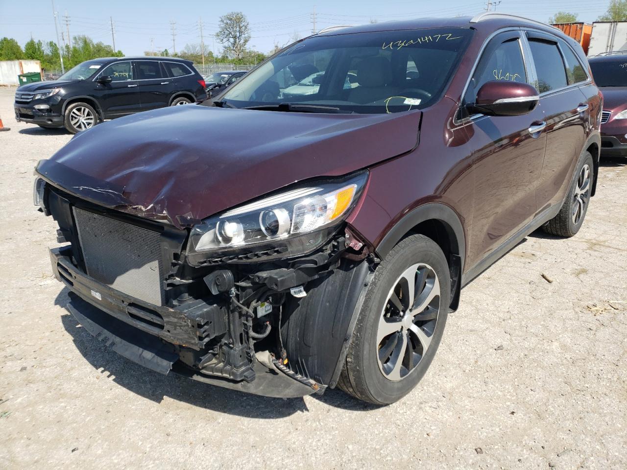 Photo 2 from auction – 2016 KIA SORENTO EX with VIN 5XYPH4A59GG129108
