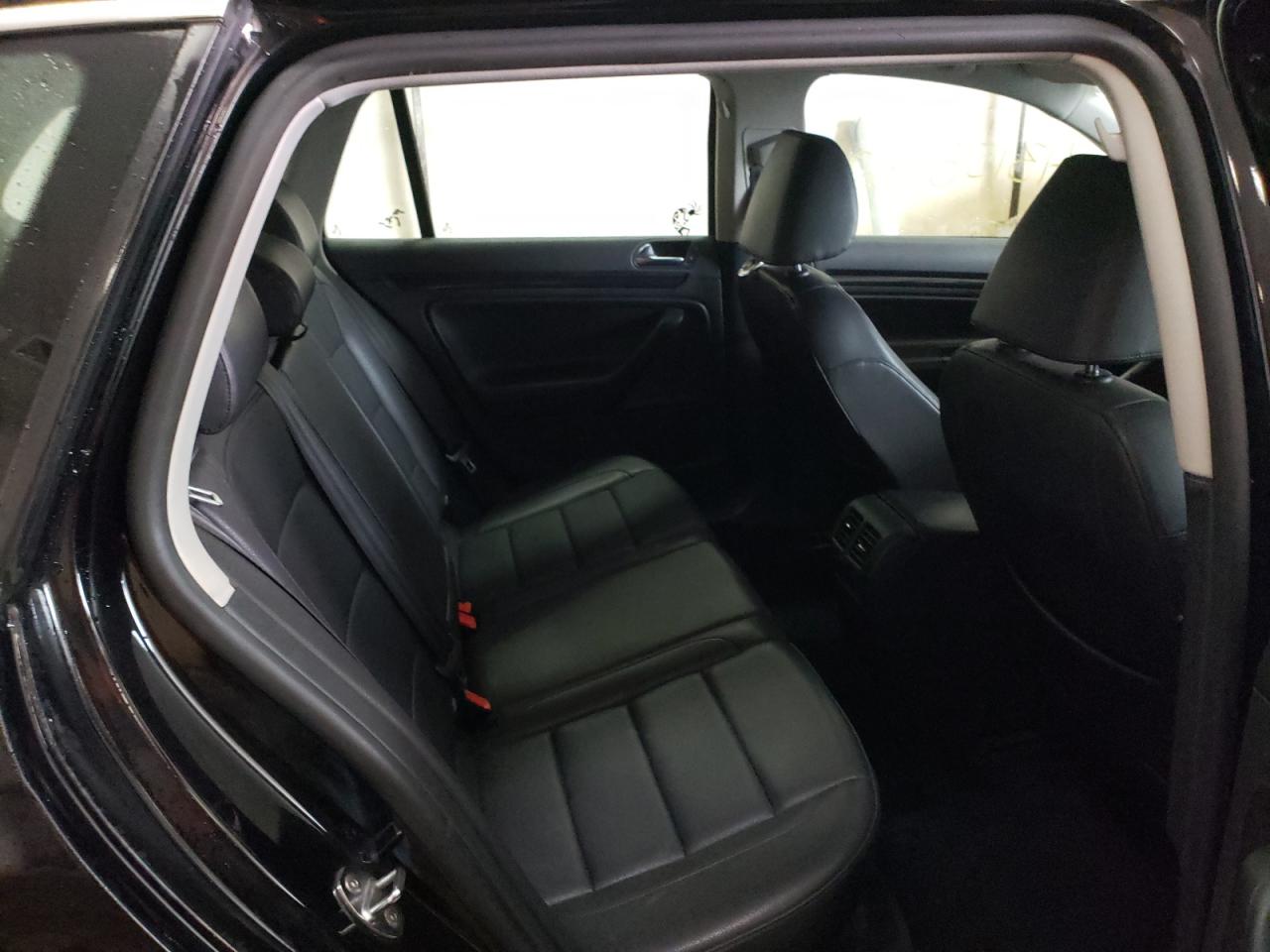 Photo 6 from auction – 2012 VOLKSWAGEN JETTA TDI with VIN 3VWPL7AJ2CM632955