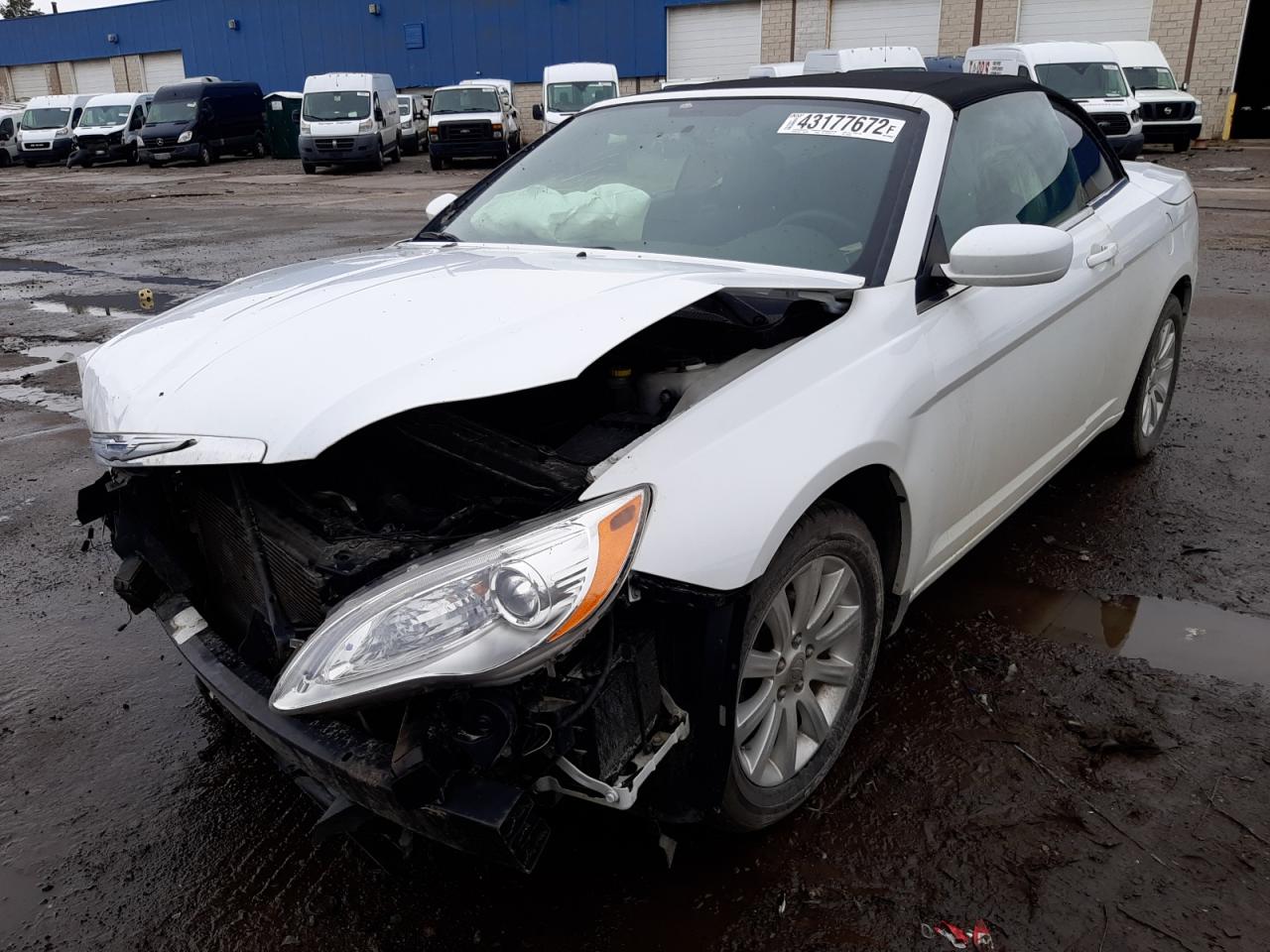 Photo 2 from auction – 2012 CHRYSLER 200 TOURIN with VIN 1C3BCBEB6CN233284