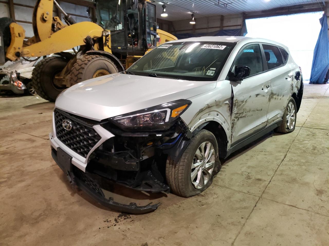 Photo 2 from auction – 2019 HYUNDAI TUCSON SE with VIN KM8J2CA49KU986590