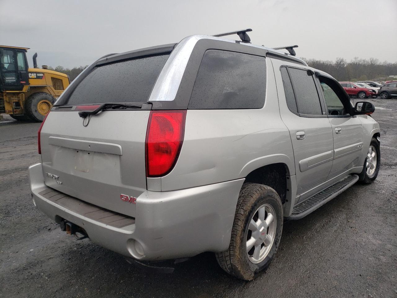 Photo 4 from auction – 2004 GMC ENVOY XUV with VIN 1GKET12S446195481