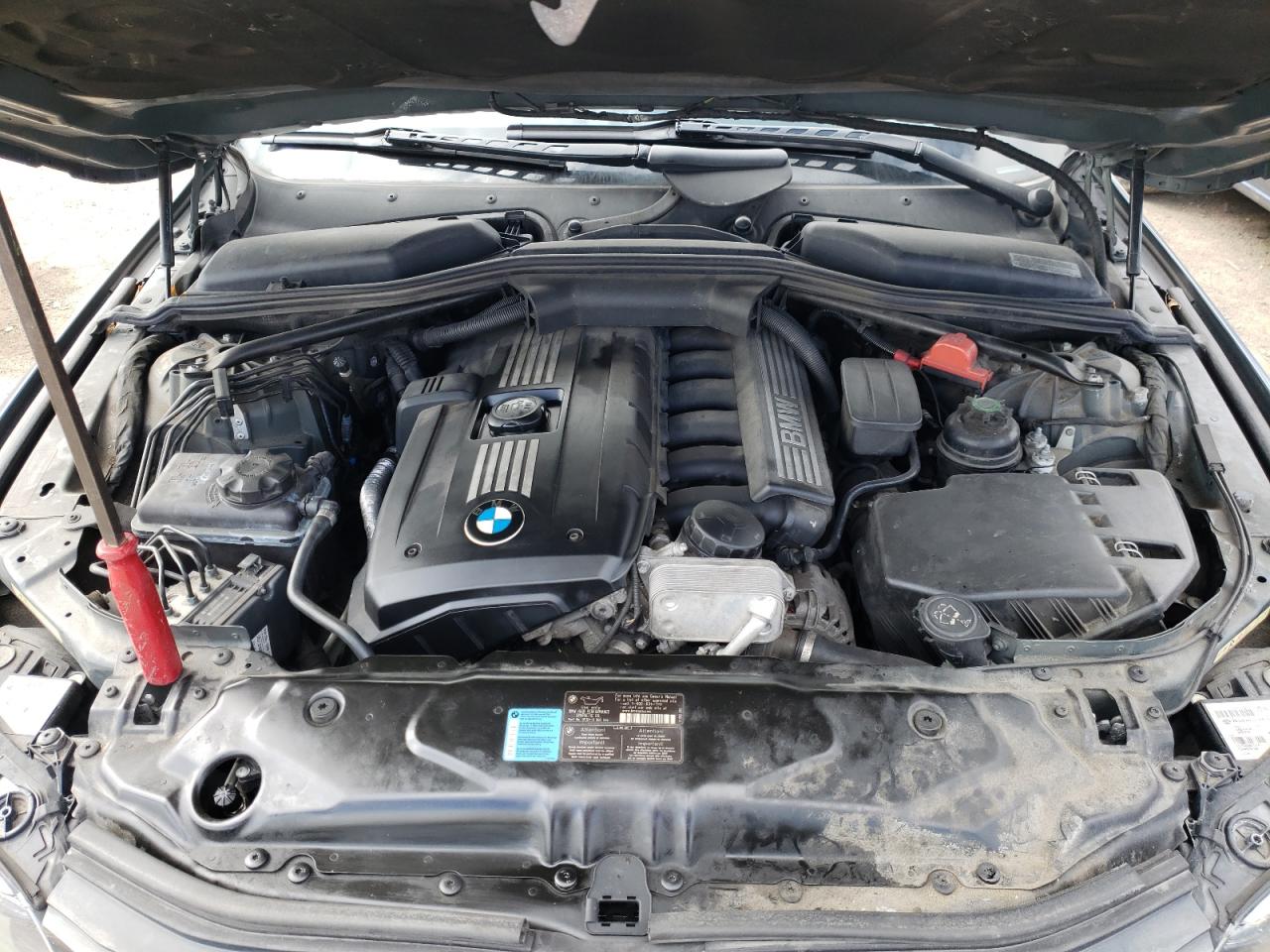 Photo 7 from auction – 2010 BMW 528 XI with VIN WBANV1C53AC443230