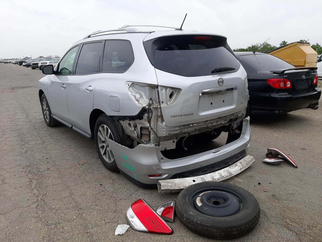 Photo 3 from auction – 2014 NISSAN PATHFINDER with VIN 5N1AR2MN6EC615925