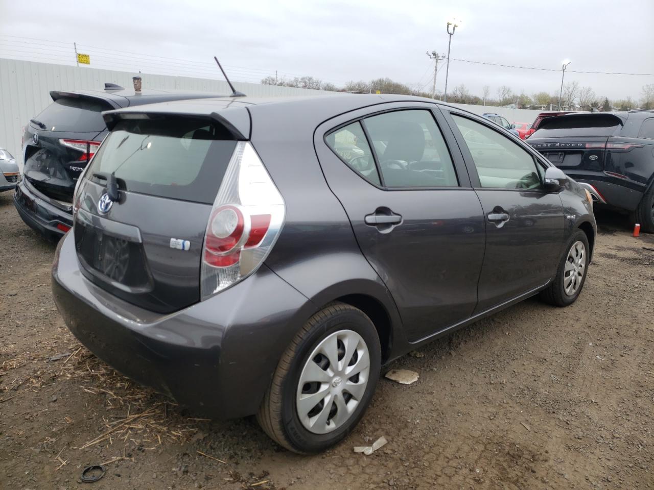 Photo 4 from auction – 2012 TOYOTA PRIUS C with VIN JTDKDTB34C1507116