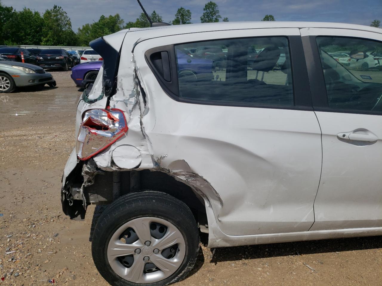 Photo 9 from auction – 2020 CHEVROLET SPARK LS with VIN KL8CB6SA2LC450759