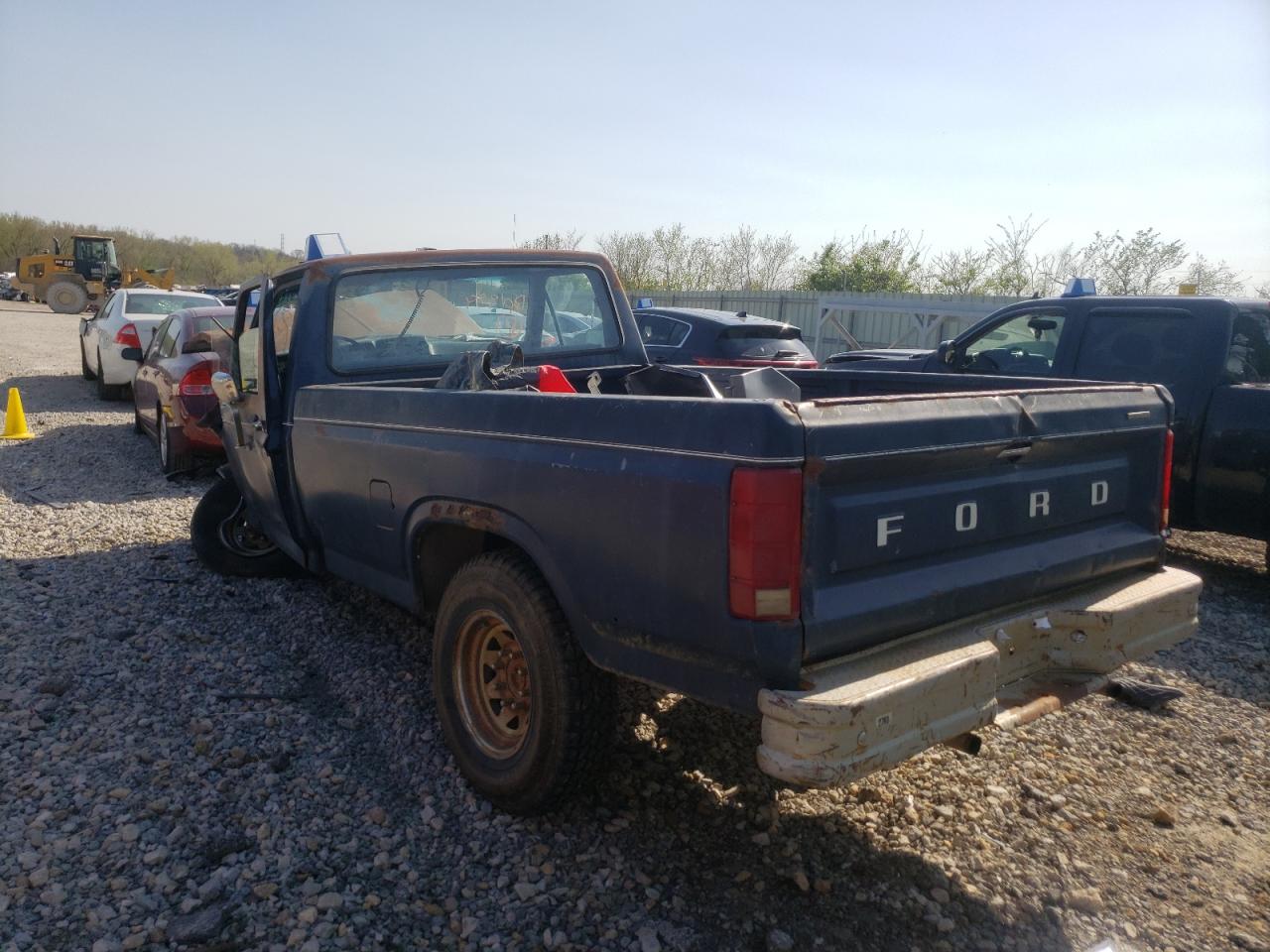 Photo 3 from auction – 1986 FORD F250 with VIN 1FTEF25N2GPB01899