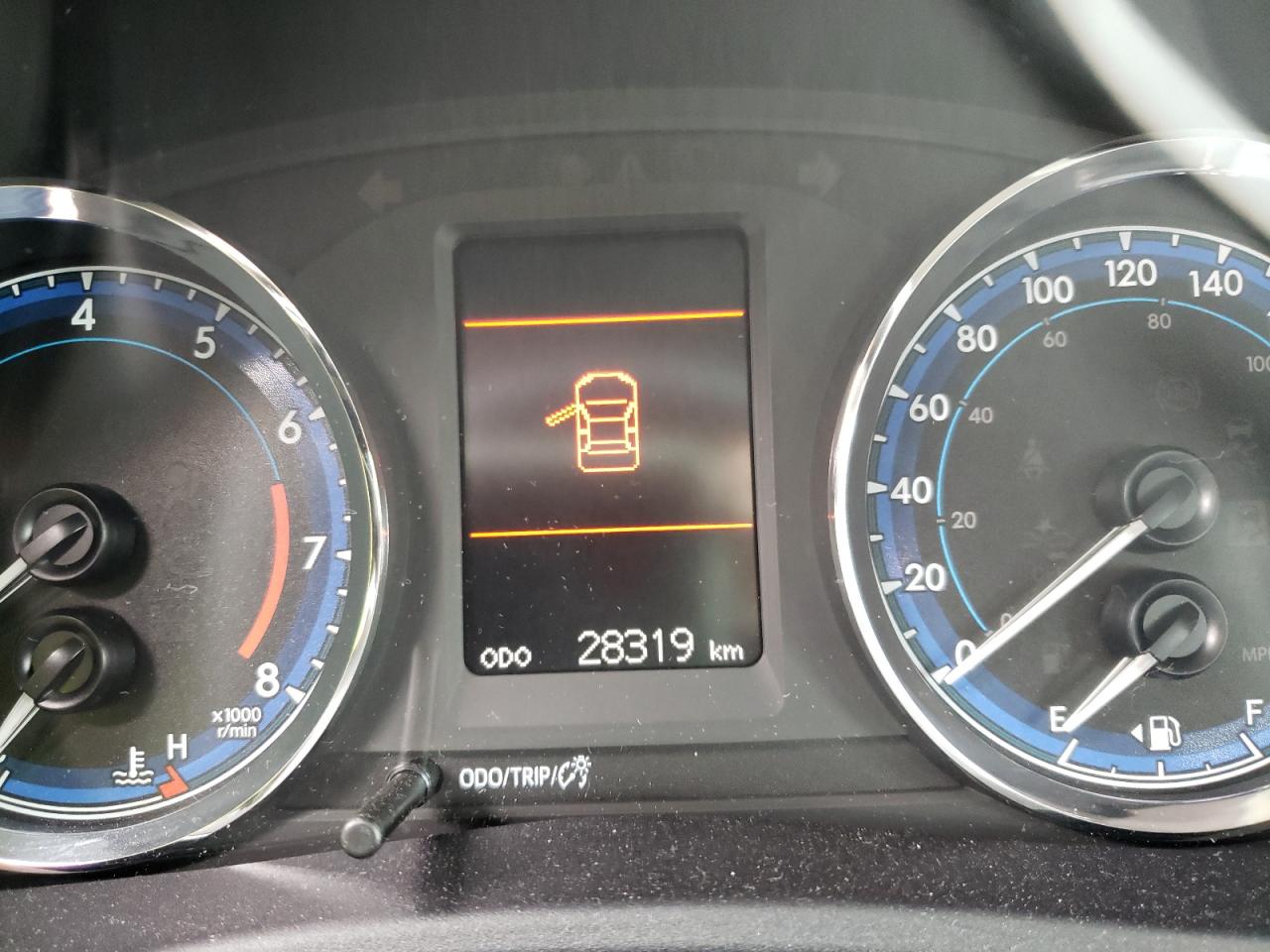 Photo 8 from auction – 2018 TOYOTA COROLLA L with VIN 2T1BURHE2JC111917
