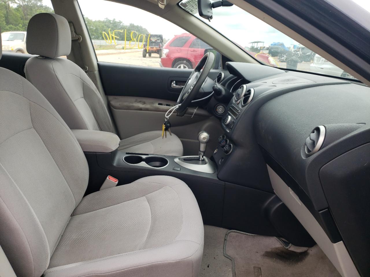 Photo 5 from auction – 2012 NISSAN ROGUE S with VIN JN8AS5MTXCW603284