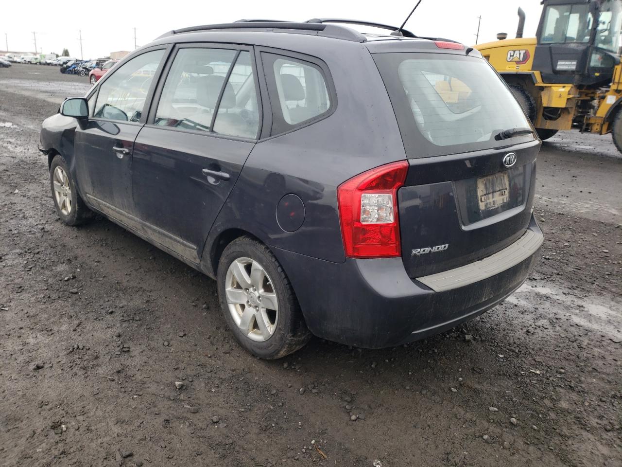 Photo 3 from auction – 2007 KIA RONDO BASE with VIN KNAFG525577079532