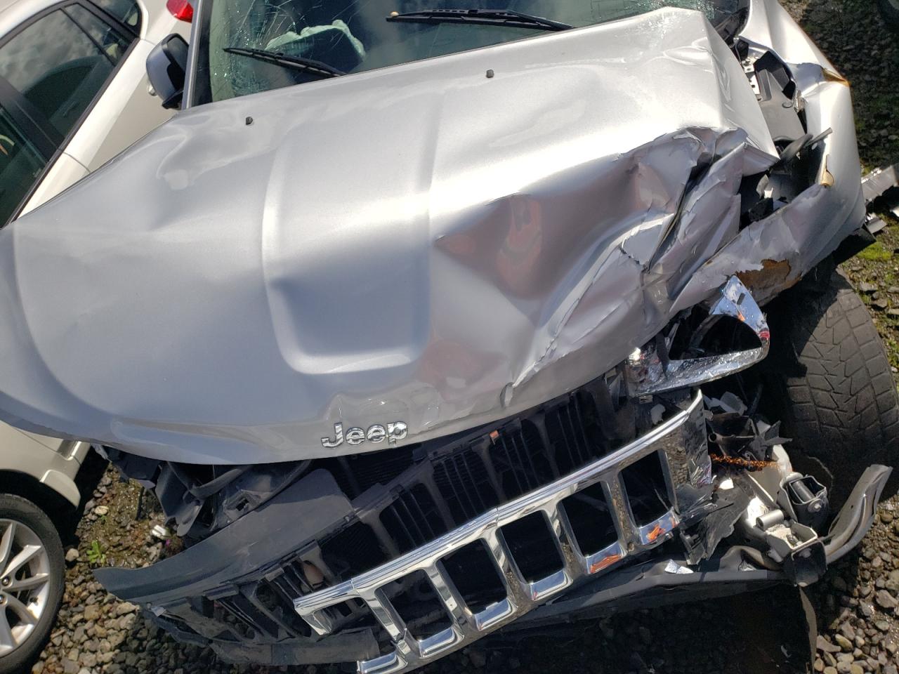 Photo 7 from auction – 2012 JEEP GRAND CHER with VIN 1C4RJFAGXCC298983